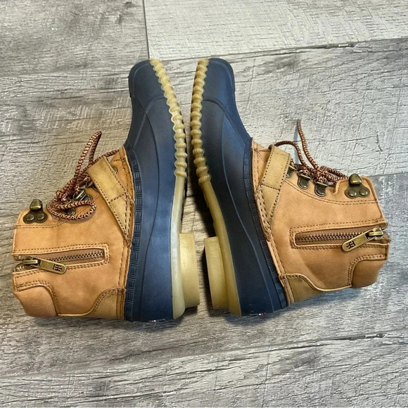 Tommy Hilfiger Reginal Rain Duck Boots Size 6 - Picture 5 of 9